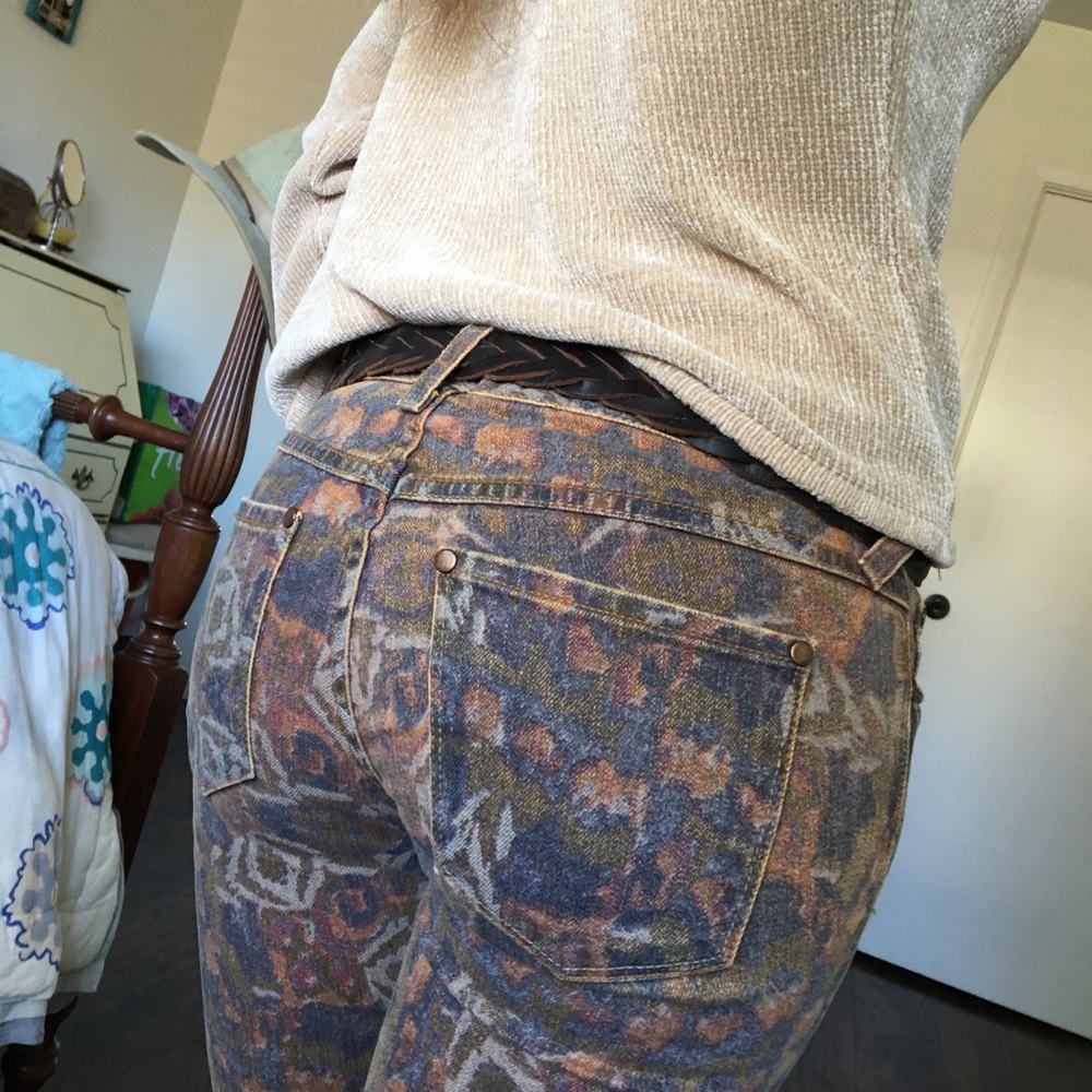 Free People Pattern Jean - Picture 3 of 7